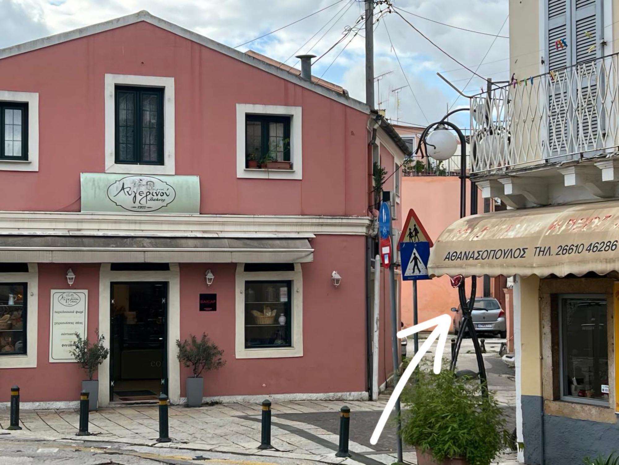 S&e New Port * Corfu (city)